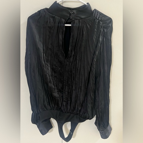 Good American Black Pleated long sleeve bodysuit Blouse women’s size S - Picture 3 of 5